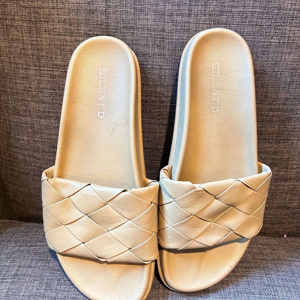 Cream Woven Sandals with Cushioned Footbed